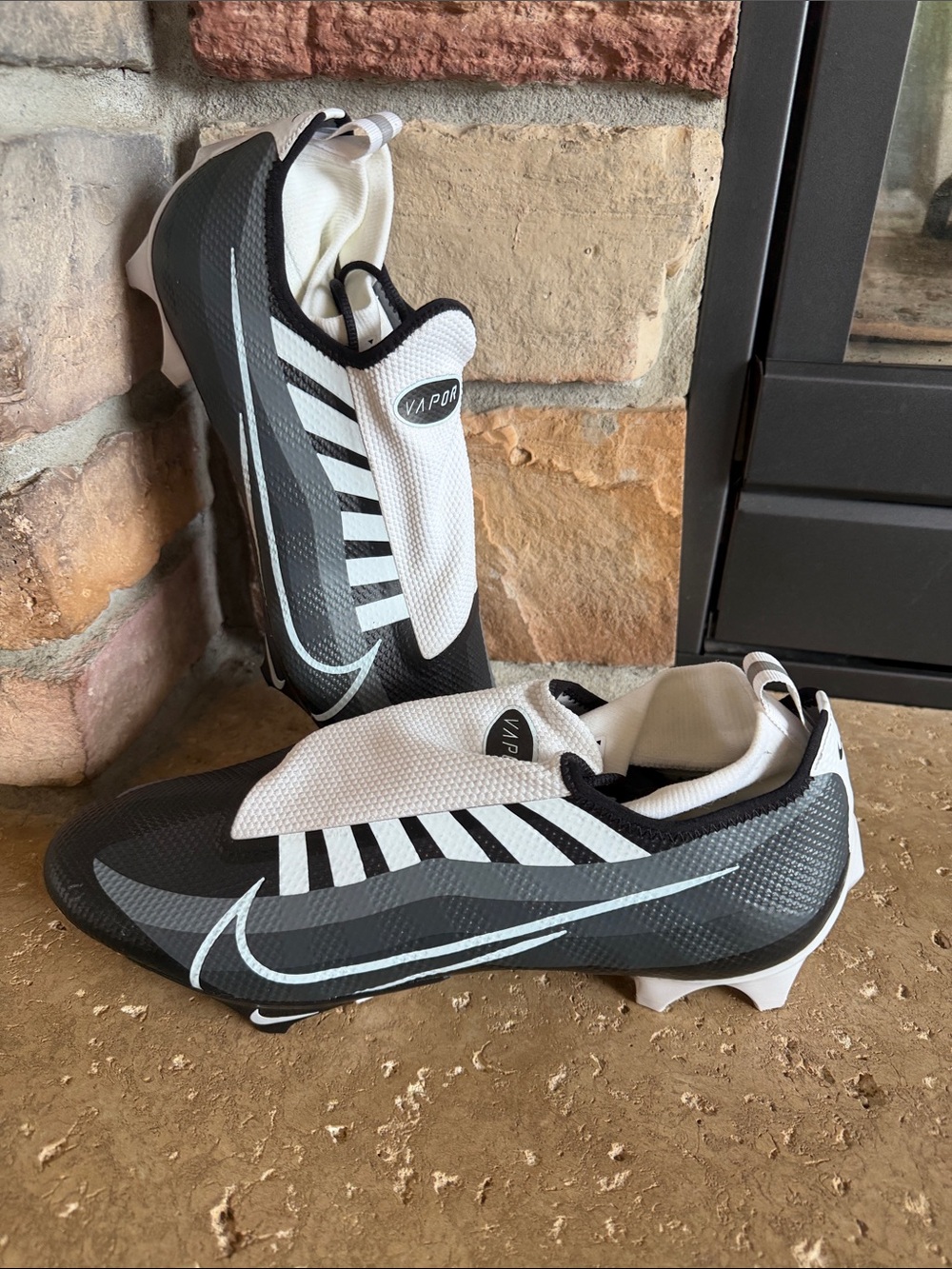 Like New - Nike Vapor Edge Pro Football Cleats Ghost Laces sz 13